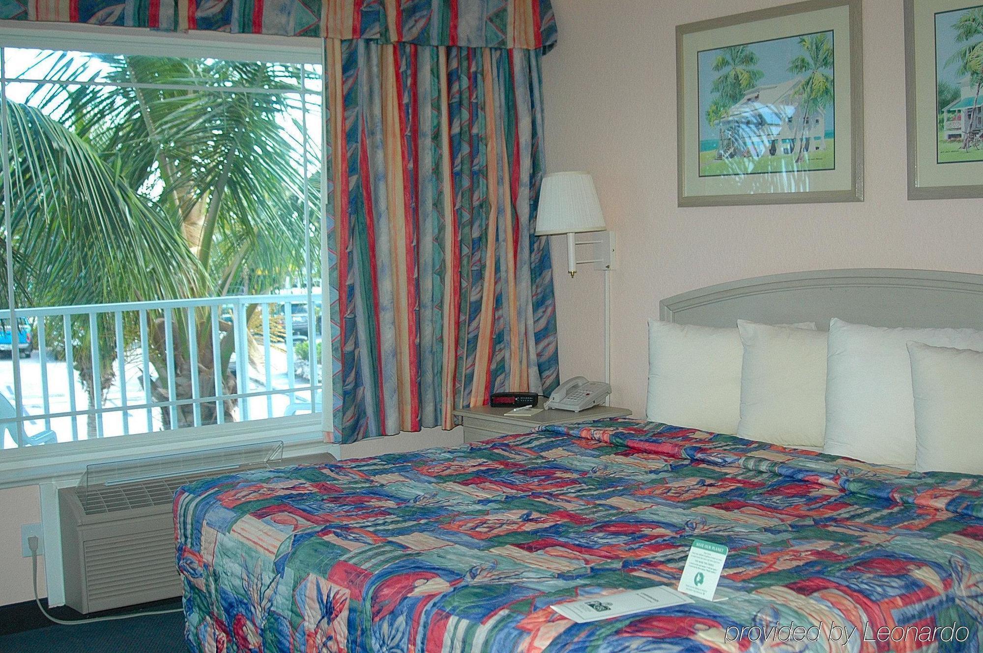 Capt Hirams Resort Sebastian Rum bild